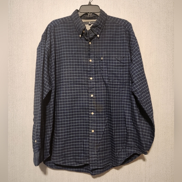 Tommy Hilfiger button up shirt Size XL - Picture 1 of 8